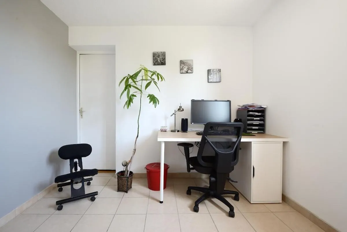 Jolie Chambre Chaleureuse Marseille 0*,  France
